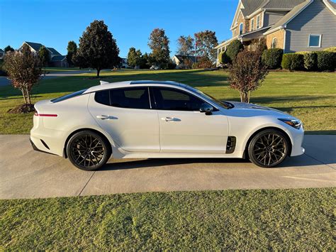 9 Best Aftermarket Wheels for Kia Stinger | Wheel Front