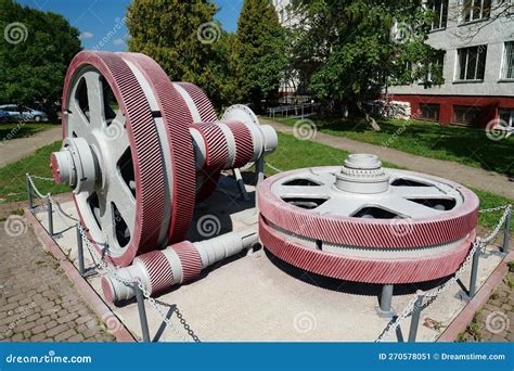 Large Pinion Reduction Gears 的图像结果