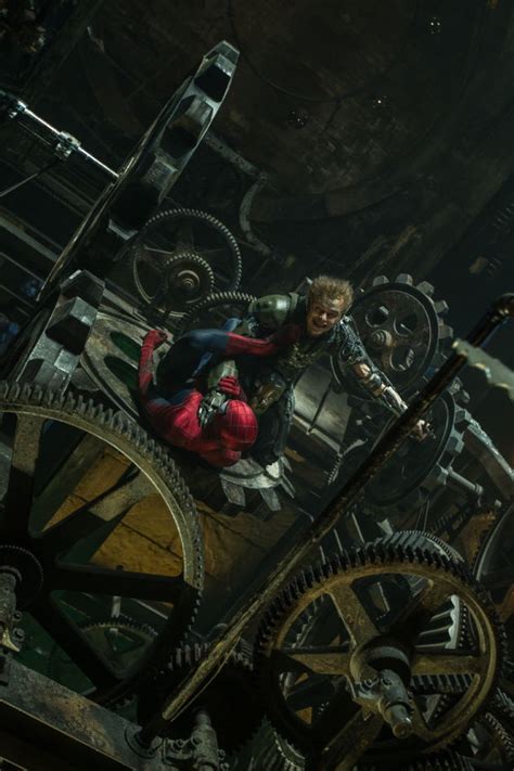 The Amazing Spider-Man 2: Best look at Green Goblin yet