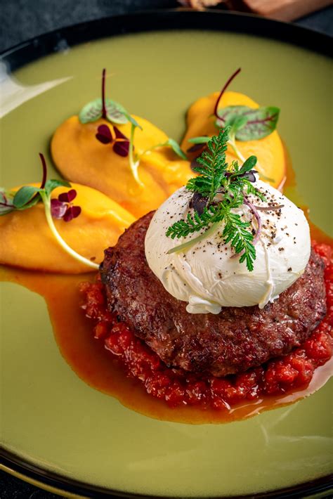 Вкусные завтраки в центре Санкт-Петербурга в Toscana Grill