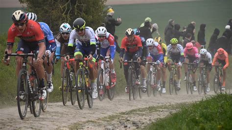 Image result for Dimanche Paris-Roubaix