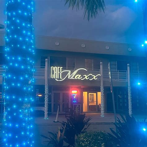 Cafe Maxx In Pompano