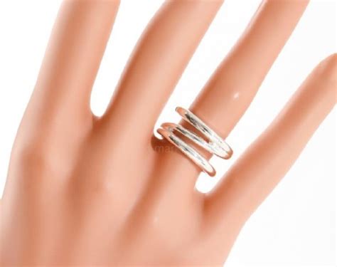 爱洛奇s925银戒指女韩版个性时尚十字戒指简约小清新尾戒指J5754-阿里巴巴