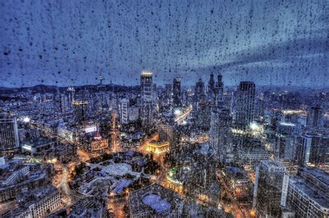 李乐乐 《我的城市下着雨》