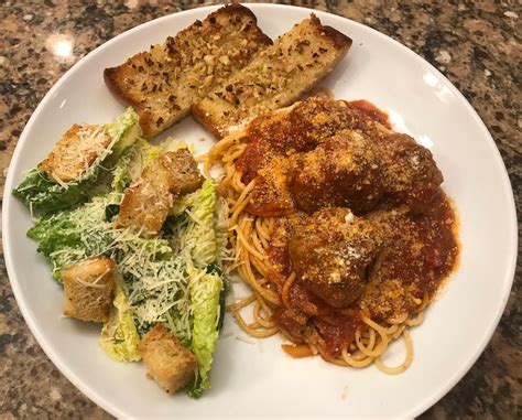 Week 30: Invented by immigrants - Spaghetti and Meatballs, Garlic Bread ...