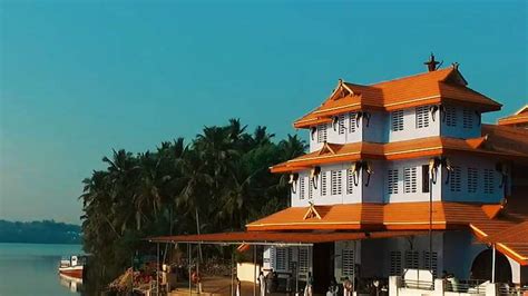 Parassinikadavu Muthappan Temple