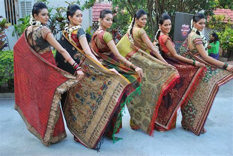Raintree Fashion Show – Latha Puttanna Online Store