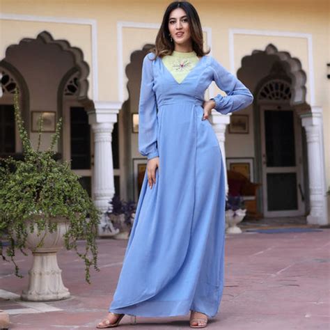 10 Best New Year Party Outfit Ideas for 2025