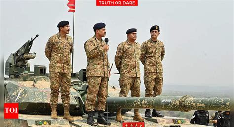 The ‘ramp-off’: Will Munir let India and Pakistan step back from the ...