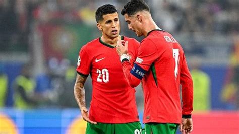 Cristiano Ronaldo's Portugal teammate DISAGREES with him on Saudi Pro ...