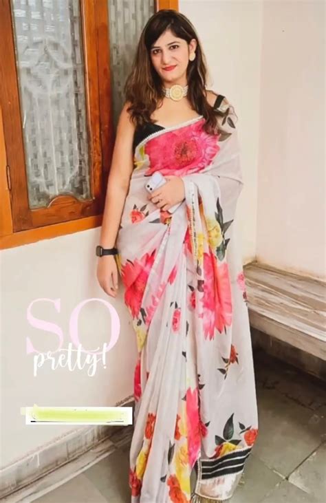 Beautiful Printed Organza Silk White and Green Saree – Pomcha Jaipur