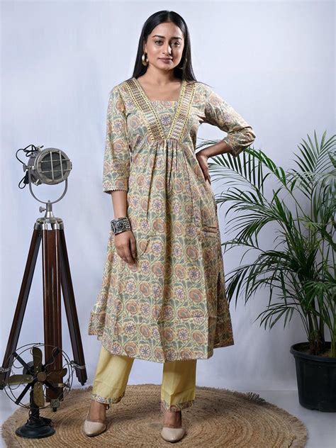 Kurta Sets – Ekisha