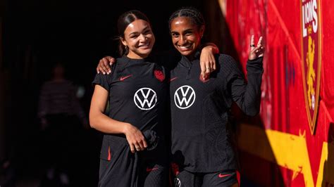 USWNT's Girma, Smith among stars to back mental health project - ESPN