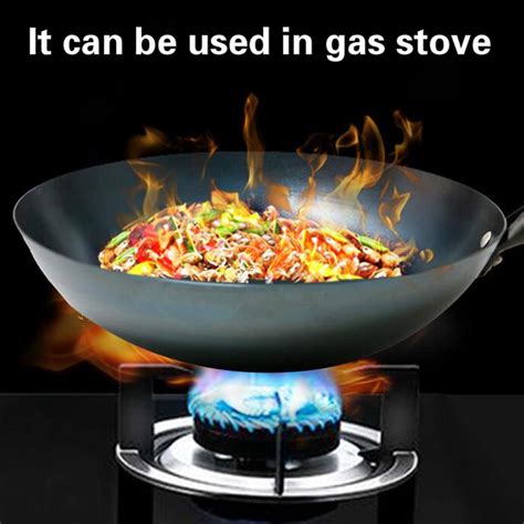 Heavy Duty Non-Stick Pan With Wood Handle – HOME ESSENTIALS