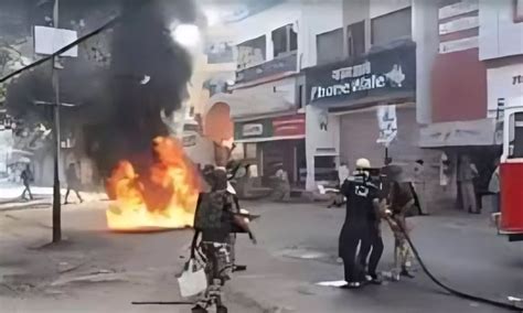 Parbhani Violence: बाबा साहेब अंबेडकर की मूर्ति के अपमान पर परभणी में ...