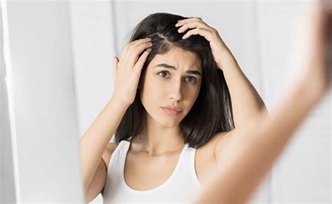 This Monsoon Season, Keep Dandruff At Bay With These Anti-Dandruff ...