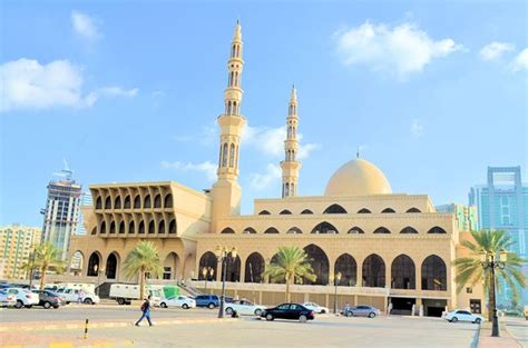 King Faisal Mosque (Sharjah) - 2020 What to Know Before You Go (with ...