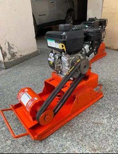 Plate Compactor - Earth Compactor from Sirhind