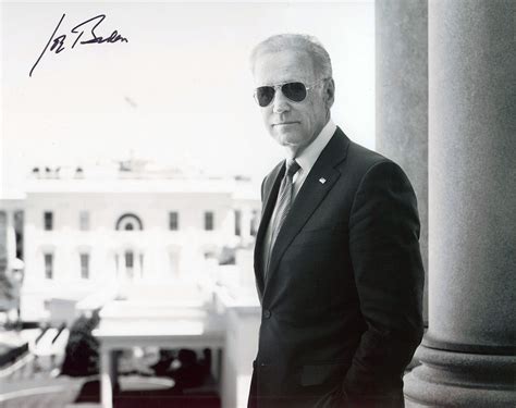 Lot Detail - President Joe Biden Signed 11" x 14" Photograph (Beckett ...