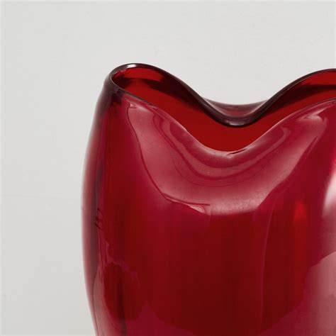 Buy Splendid Solid Curved Vase from Home Centre at just INR 1799.0