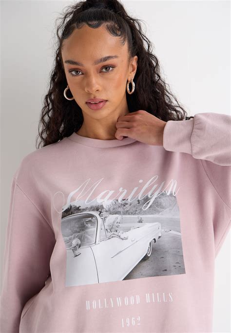 Womens Graphic Sweatshirt