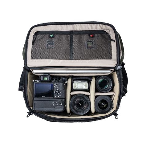 Vanguard VEO SELECT 36S Camera Shoulder Bag (Green) | Future Forward