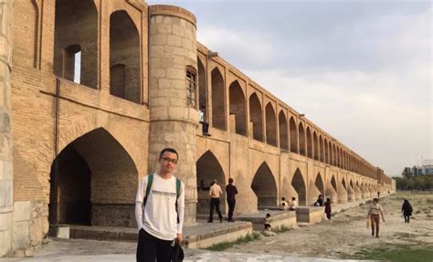 为什么许多伊朗青年学子热衷留学韩国？ - 哔哩哔哩
