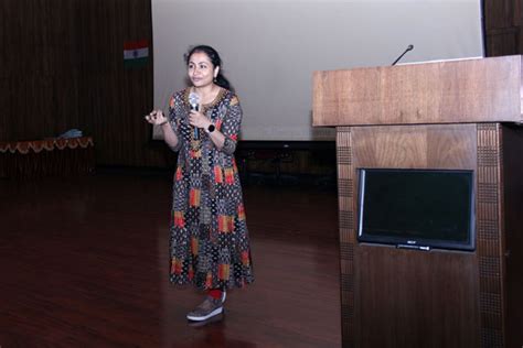 Science outreach activities | Indian Institute of Geomagnetism (IIG)
