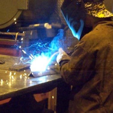 Electronic Devices: Conventional Current Version, 10e : Thomas L. Floyd ...