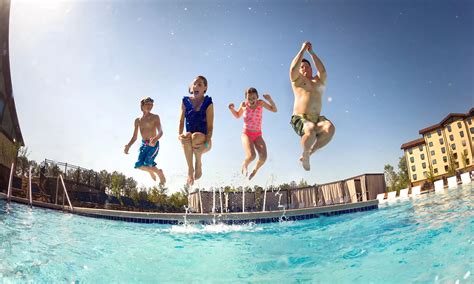 Travel Deals & Vacation Packages | Book with Groupon