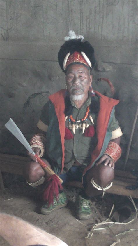 Pin di Gudrun Lindqvist-Nuzzaci su Faces