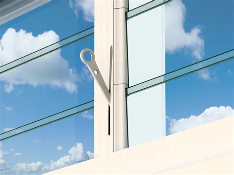 Unlocking Louvre Window Locks without a Key 的图像结果