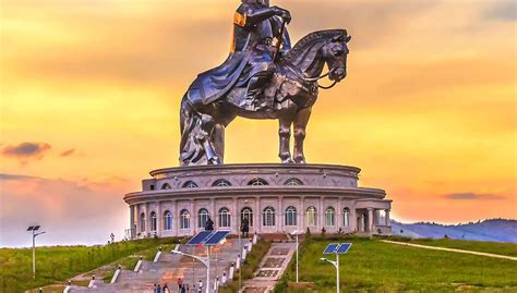 Parque Nacional de Gorkhi-Terelj + Estatua Gengis Kan, Ulán Bator ...
