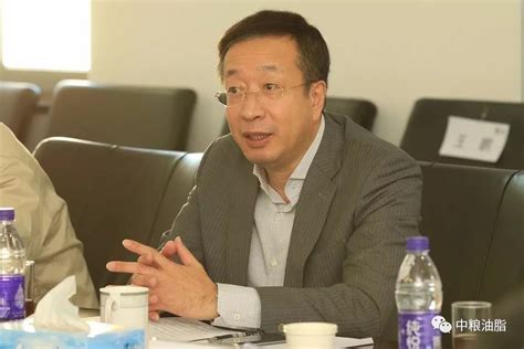 王庆荣出席北方区、研发中心总经理任职宣布会并为基层员工送温暖