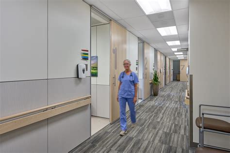 Healthcare | Mosaic Medical - R&H Construction