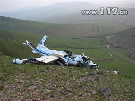 内蒙古巴林左旗一架小型飞机坠毁3人死亡(图)_新浪航空航天_新浪网