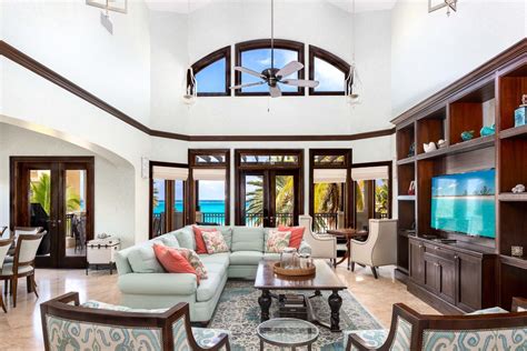 Hotel in Turks and Caicos Providenciales | The Somerset On Grace Bay