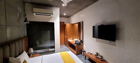 NAKSHATRA RESORT & GARDEN (Shivpuri, Madhya Pradesh) - Hotel Reviews ...