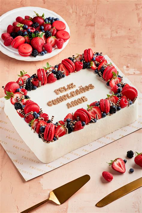 Feliz Cumpleanos Birthday Cake