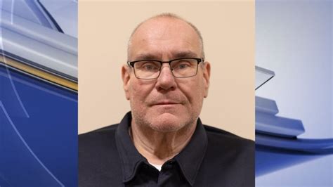 Firefighter dies responding to devastating tornado damage