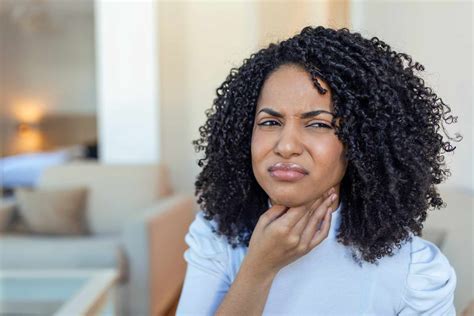 Canker Sore on Tonsil: Causes, Symptoms, and Treatment