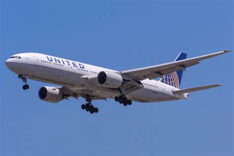 Boeing 777 - Wikipedia