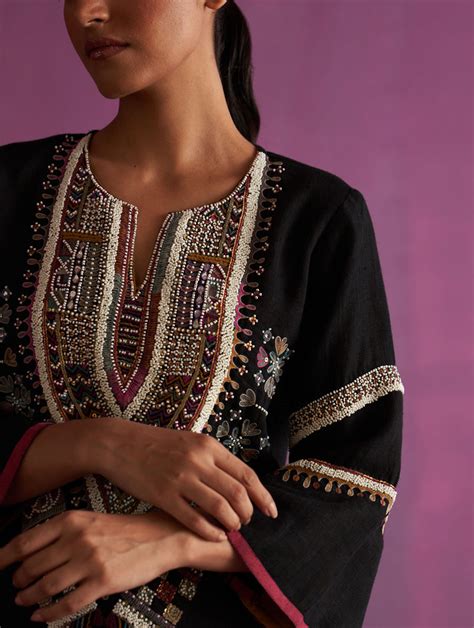 Afra Hand-Embroidered Kurta Set - Black – Manan