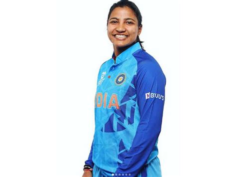 Sneh Rana, Amanjot Kaur power India to Tri-Series title with thumping ...