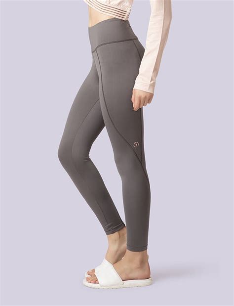 Get Zipper Detail High Rise Leggings at ₹ 1260 | LBB Shop