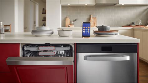 KitchenAid vs Bosch Dishwasher: Which is Better? - HelpWithDIY