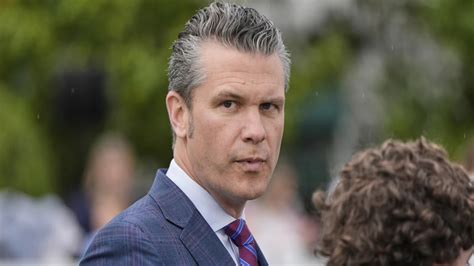 ‘Disgruntled employees': Trump defends Hegseth as Signal Leak reports ...