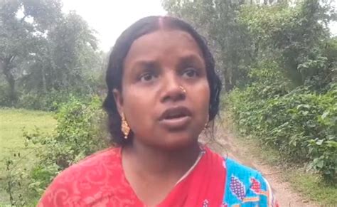 बजरी-कंक्रीट ढोई और चलाने लगीं फावड़ा, जब BJP विधायक खुद करने लगीं टूटी ...