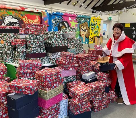 Charity Work Examples 的图像结果