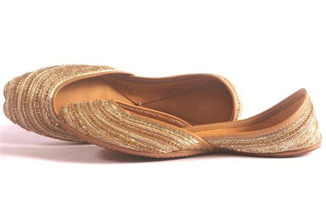 Forever Yours a Jutti | Women Gold Jutti – Needledust